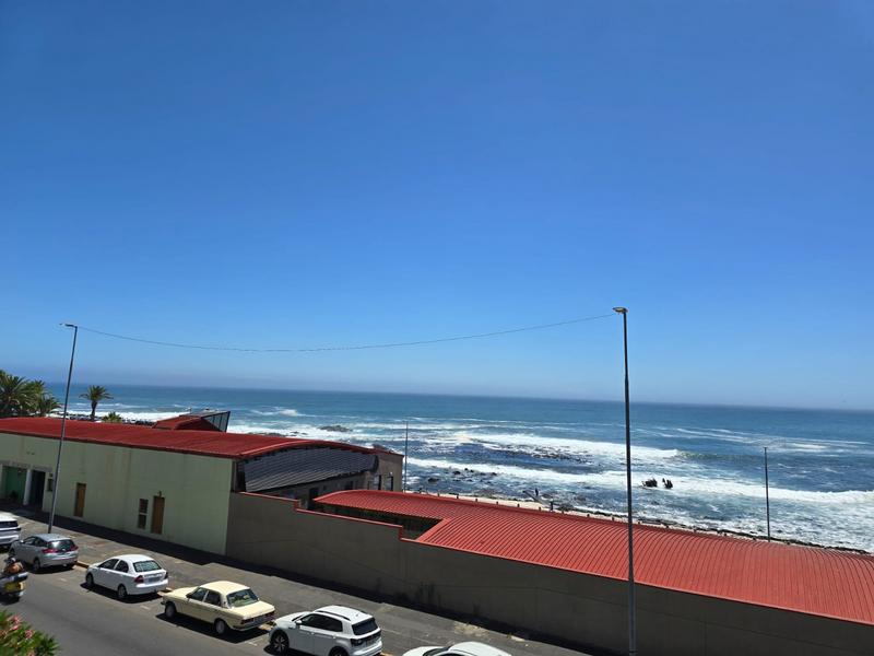 To Let 2 Bedroom Property for Rent in Sea Point Western Cape